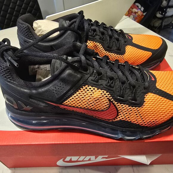 Nike Air Max 2013 Men's Size 10 'Sunset' Black Orange Athletic Shoes HF4887 873 - Picture 1 of 10